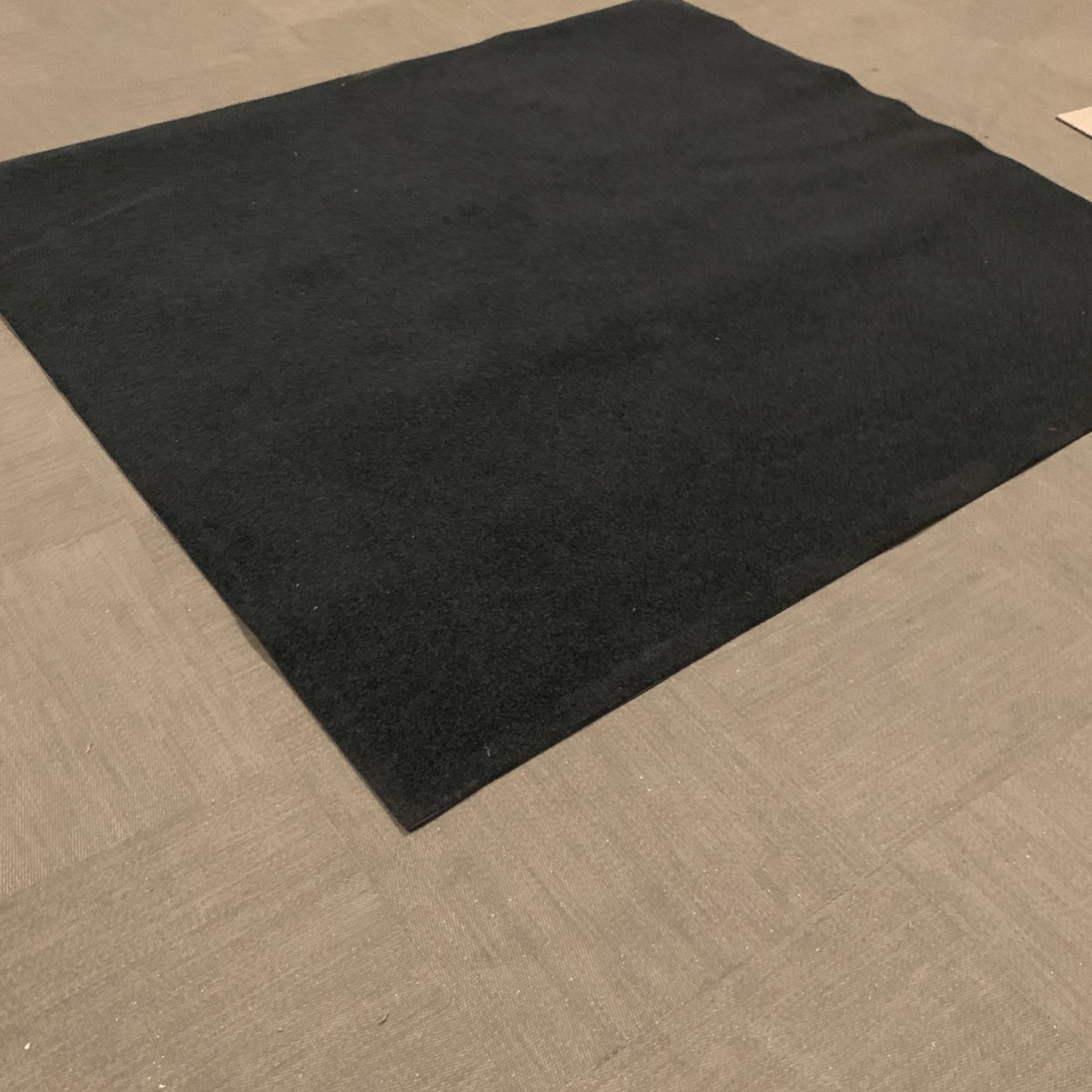 New 70”x77” Mat With Rubber Backing 