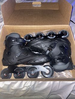 Brand New Jeuwith Roller Blades