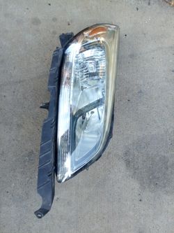 2015 Chevy Malibu right passenger headlight