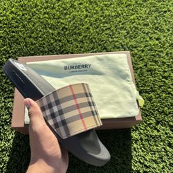 Burberry Men Slides 