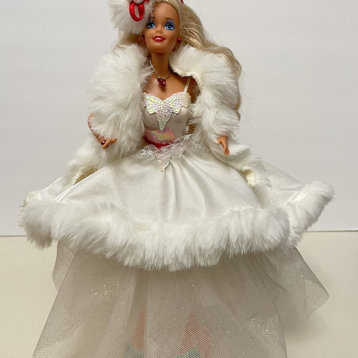 Happy Holidays Special Edition 1966 Barbie Doll Mattel Vintage Christmas for Sale in Katy TX OfferUp