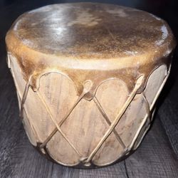 Hand drum / percussion instrument