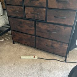 Dresser 10 Drawers 