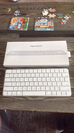 Apple Magic Keyboard with Original Box