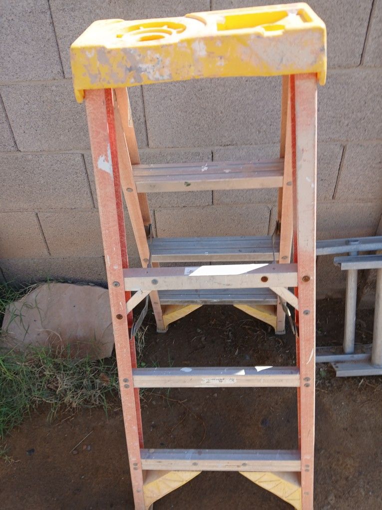 Ladder  (Used)