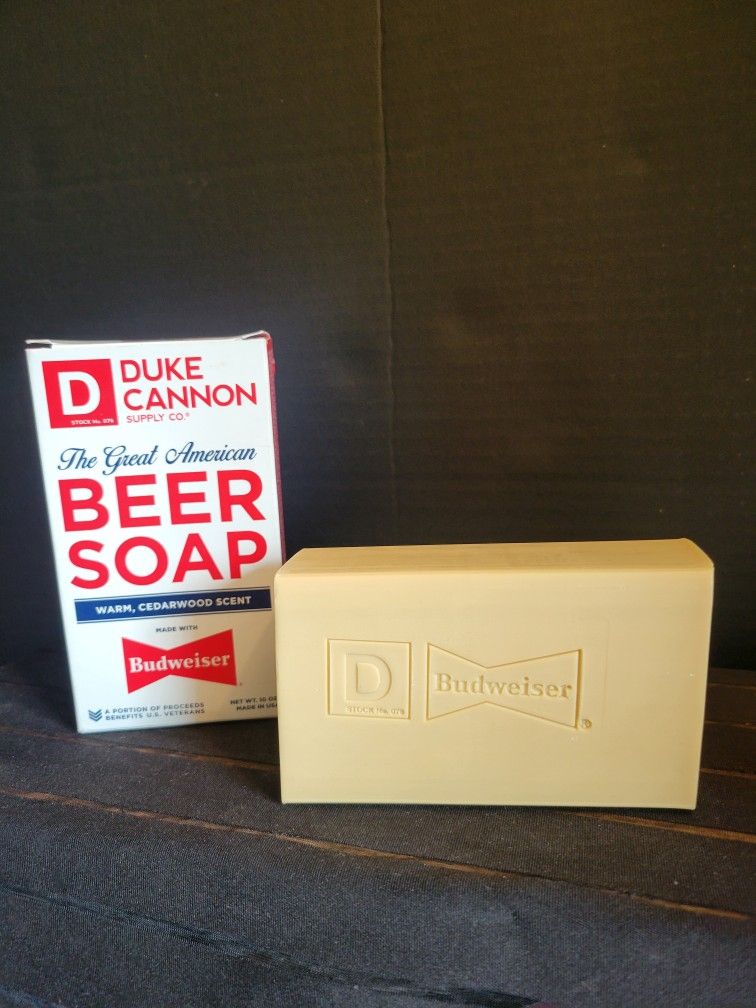 Vintage Duke Cannon Budweiser Beer Soap Bar- 10oz New In Box