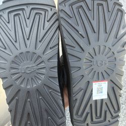 Brand New Uggs Size 8 