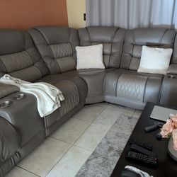 Reclining Sectional