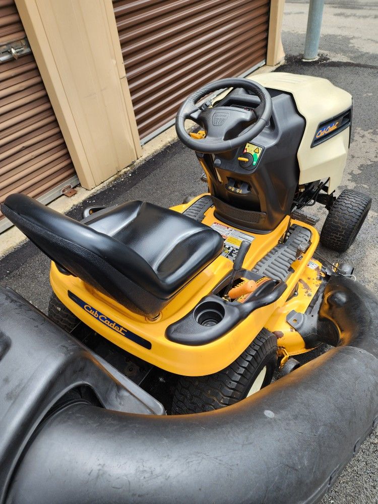 Cub cadet ltx 1040 bagger hotsell