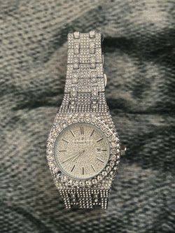 DIAMOND WATCH