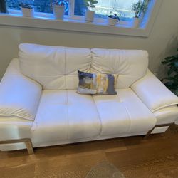 White Leather Loveseat and 2 Large Chairs 