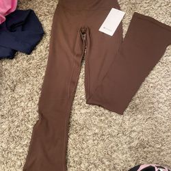 flared lulu lemon leggings size 2
