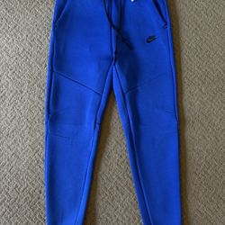 NEW Nike Sportswear Tech Fleece Men’s Joggers Game Royal Size Small