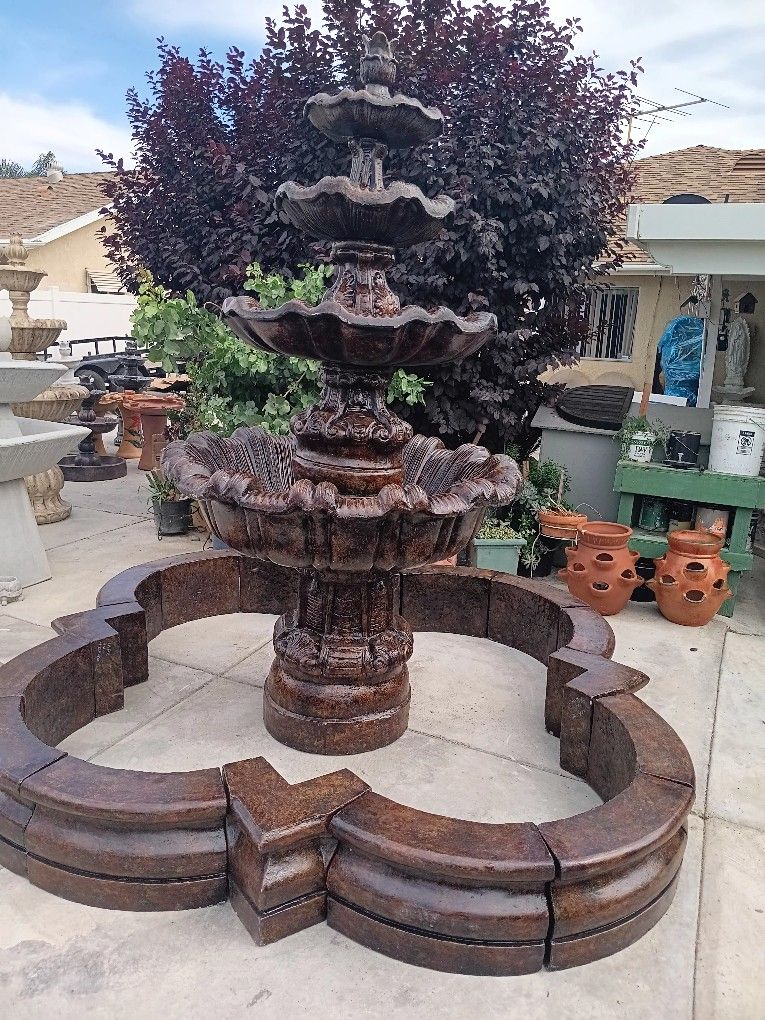 Concrete Fountain With Round Base