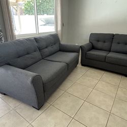 Gray Modern Sofa Couch with Pullout Bed and Loveseat Set Excellent Condition 