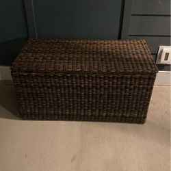 storage ottoman