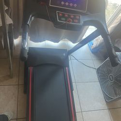 Treadmill 