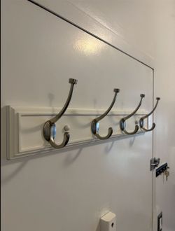 Brand New 27” Long Coat Rack 5 Satin Hooks—— Desk Chair Table End Dresser Mirror Home Decor Toys Weights Yankees Mets Knicks Nike Apple Figures