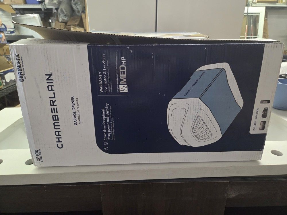 Chamberlain 1/2 HP Chain drive Garage Door Opener