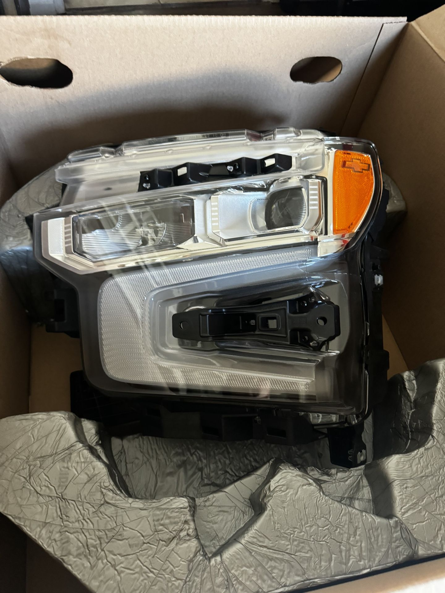 2022-2024 Chevy 1500 Headlights