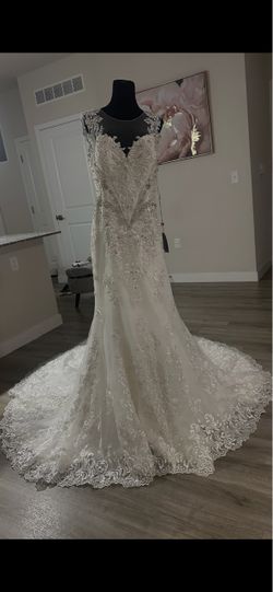 Wedding dress demetrios