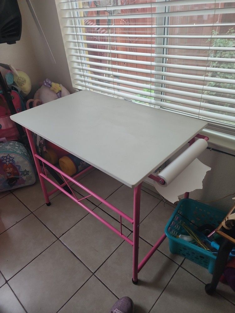 Kids Craft Table