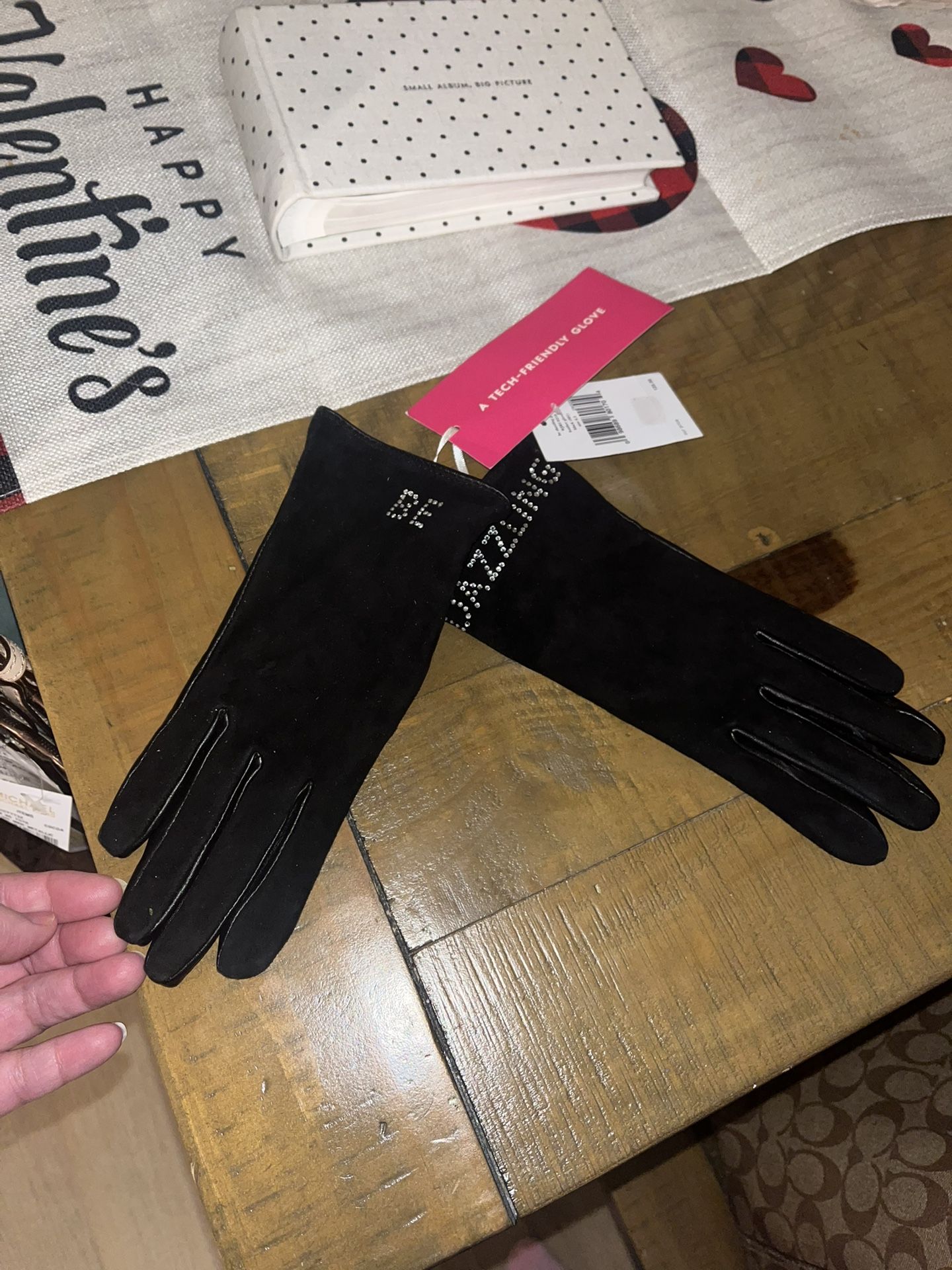 NWT Kate Spade Be Dazzling Gloves