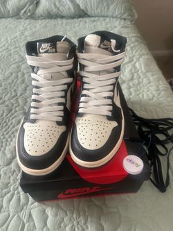 Jordan 1 high Mocha size 8 men