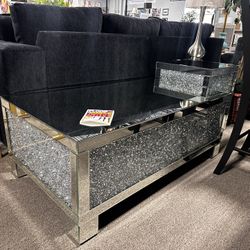 Stunning Mirror Coffee Table! $399 🤍📦