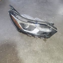 2018 2019 2020 2021 Chevrolet Equinox Headlight  Part
