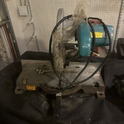 Makita Miter Saw