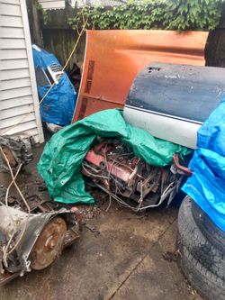 Parts parts parts some gbody tanks interior side moldings radiator s BMW Audi SUVs tranny's for 91 4/4 gm 2500 rear seats gbody