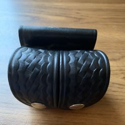 Safariland Leather Speed Loader Holster 