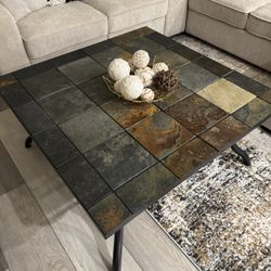 Modern coffee table (square)