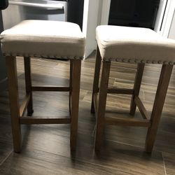 3 Stools 