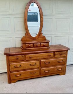 Real Wood Burlington Vintage Dressed Set