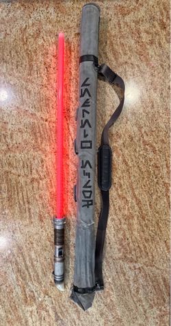 Star Wars galaxys edge lightsaber