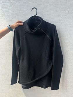 Athleta Cozy Pull-Over Size Small