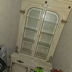 Book Shelf/ China Cabinet
