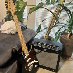 Fender 90’s MiM Strat And amp Bundle