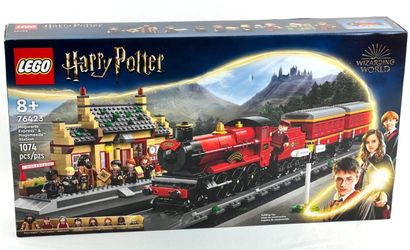 LEGO Harry Potter Hogwarts Express & Hogsmeade Station 76423