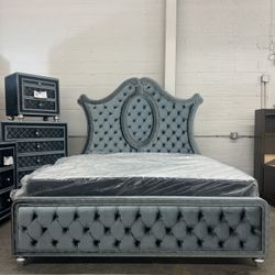 Beautiful Bedroom Set! This elegant design adds style and comfort to any bedroom.! No Credit Check Financing  Available! 