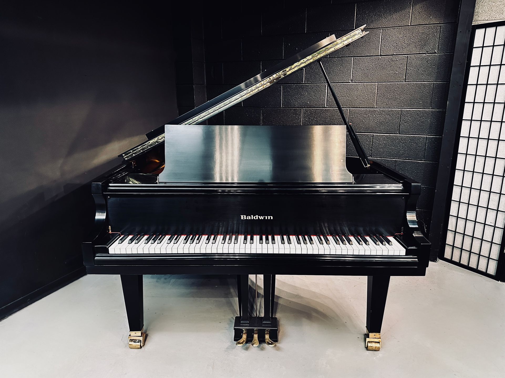 Baldwin Model R 5'8" Ebony Satin Grand Piano