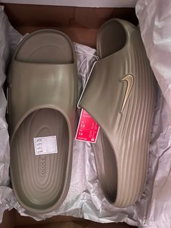 Size 12 Nike ReactX Rejuven8 Slides