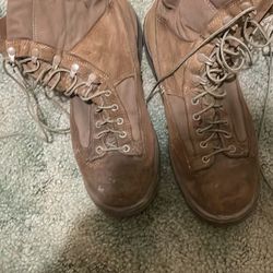 Military Boots 