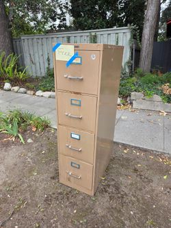 FREE Filing Cabinet Metal