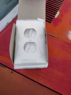 White Duplex Outlet Wall Plate Cover