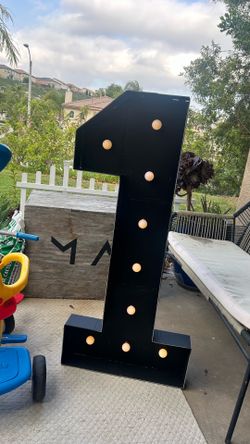 4FT Black Marquee Light Up Number