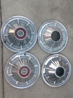 Early Ford Bronco Hubcaps