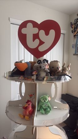Ty Beanie Baby Display w/ beanie babies